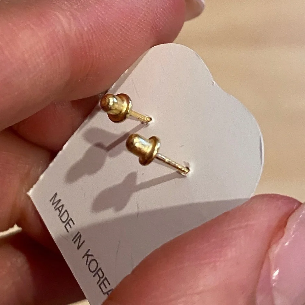 N/A 14k gold